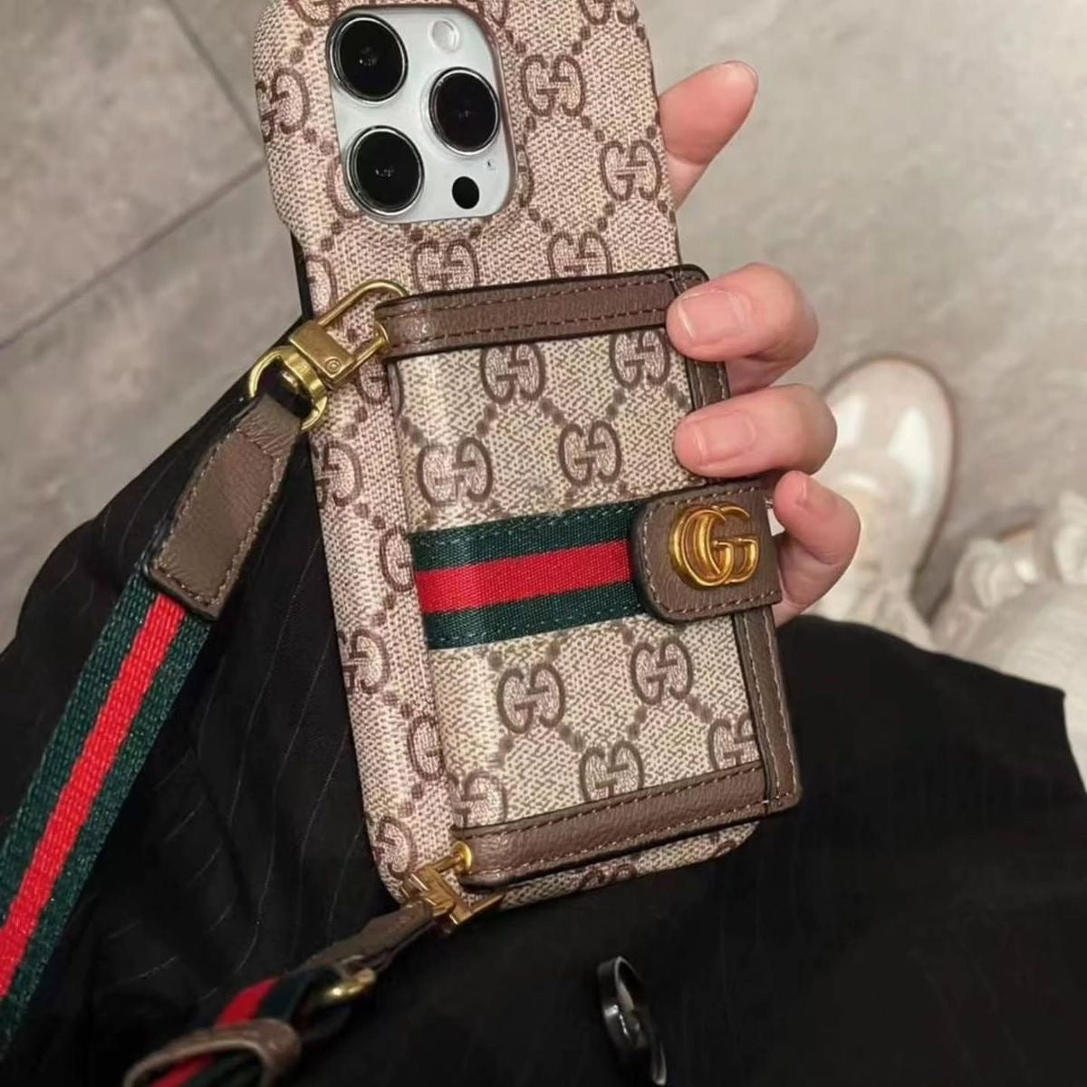 Premium Gucci Pocket Case with Belt