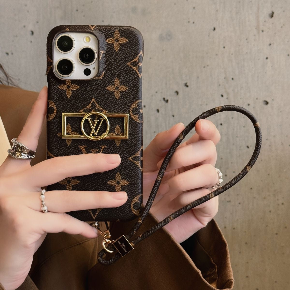 Coque iPhone LV